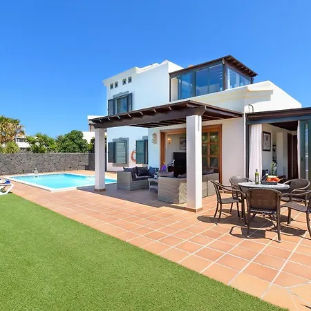 Villa Hipoclub Villas, 